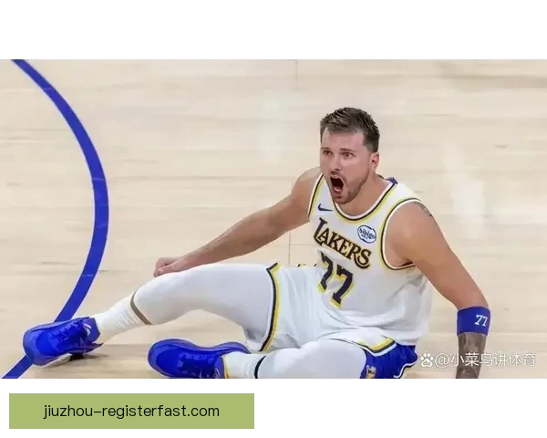 里夫斯左侧斜腹肌二级拉伤将缺阵四到六周