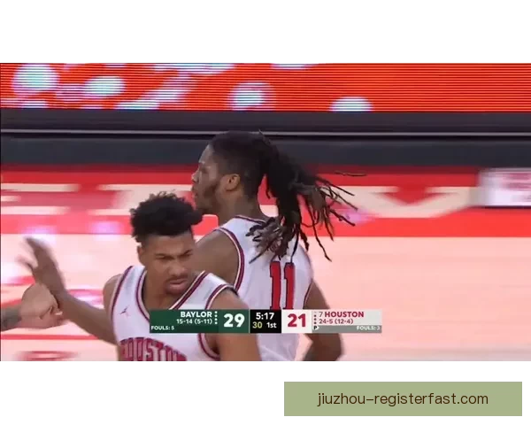 贝勒大学险胜对手晋级邓雨婷贡献6分3篮板助力球队获胜